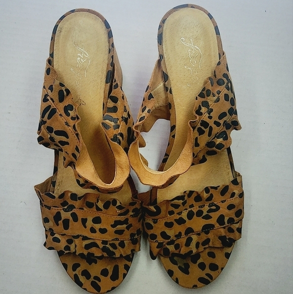 Free People | Cheetah‎ Heel Sandals, size 10.5 - Picture 4 of 8